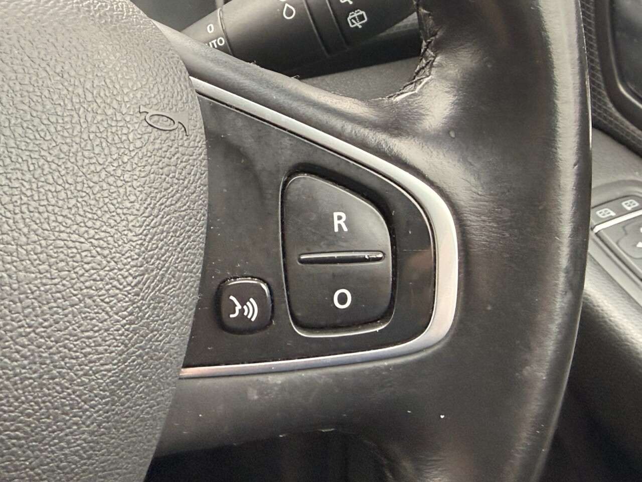 2018 RENAULT CLIO 2018 RENAULT CLIO