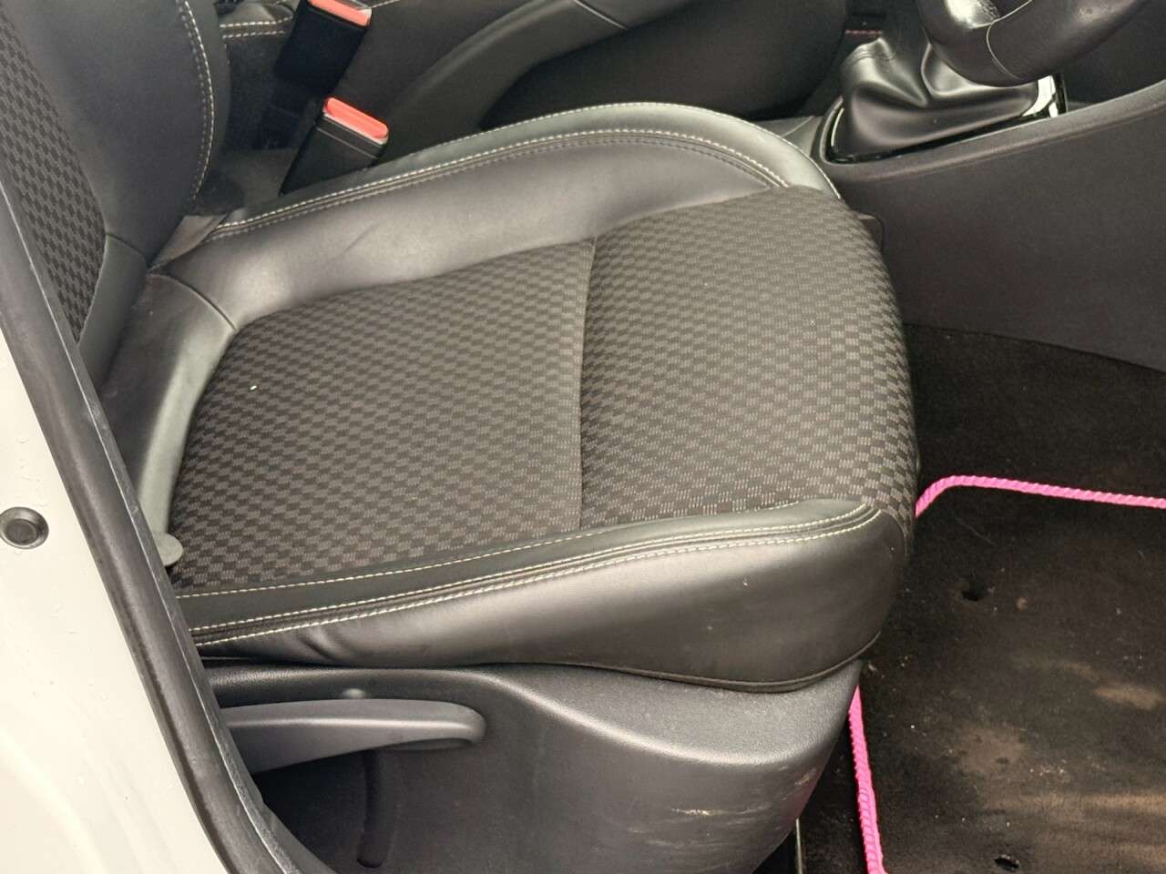 2018 RENAULT CLIO 2018 RENAULT CLIO