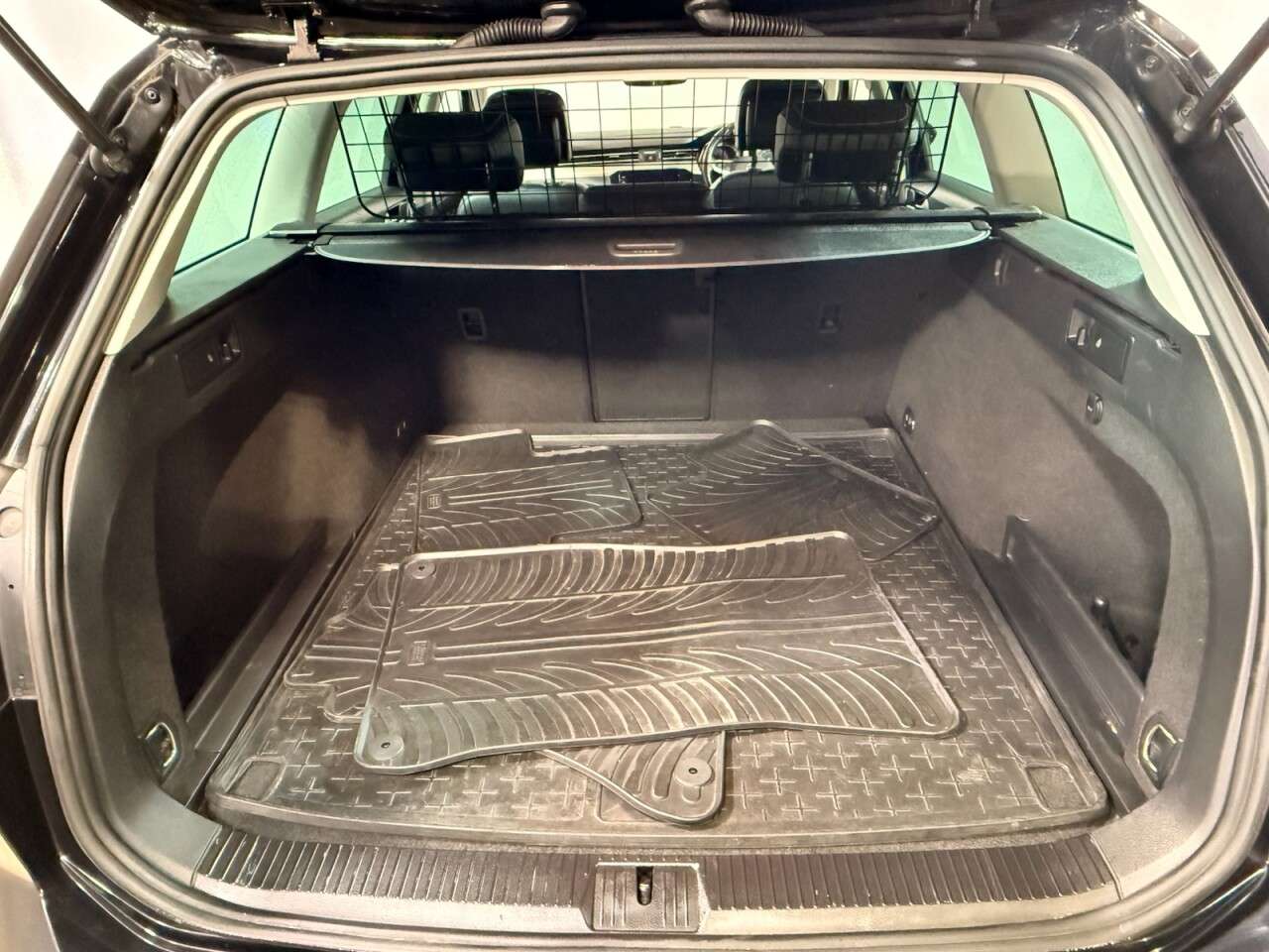 0 VOLKSWAGEN PASSAT 0 VOLKSWAGEN PASSAT