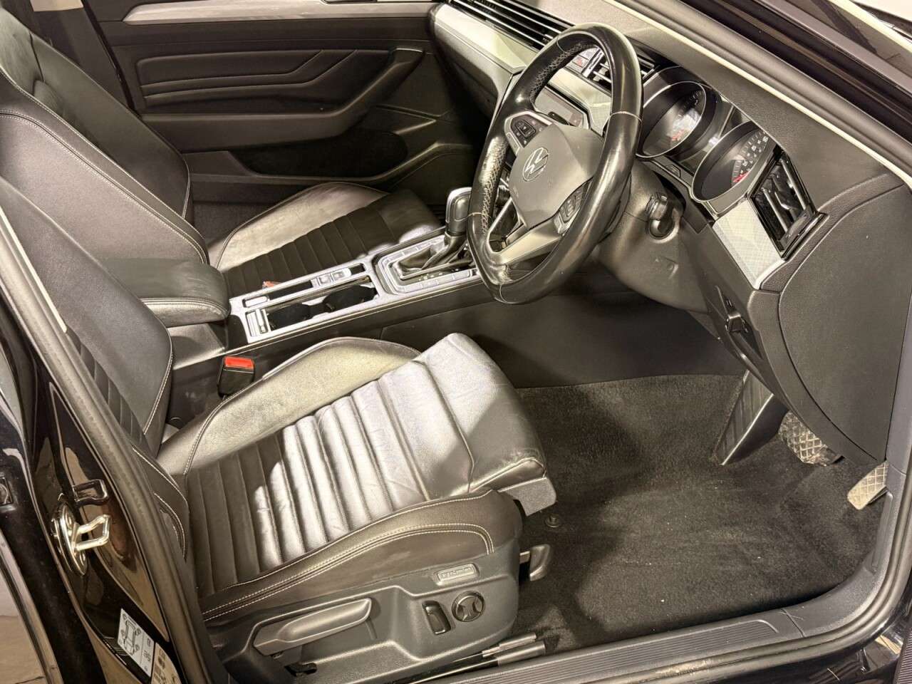 0 VOLKSWAGEN PASSAT 0 VOLKSWAGEN PASSAT