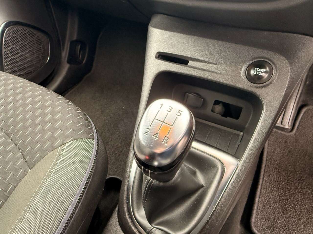 2017 RENAULT CAPTUR 2017 RENAULT CAPTUR