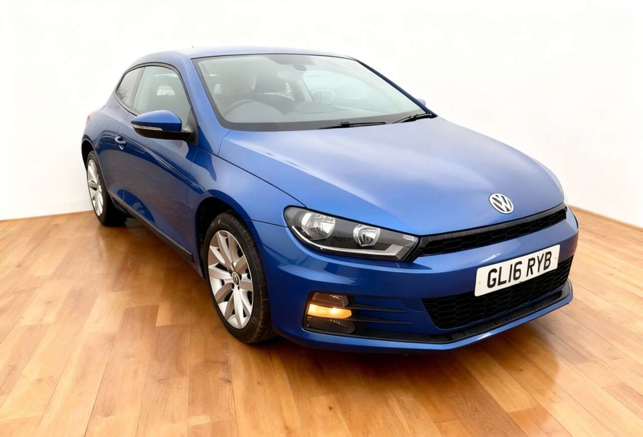 A 2016 VOLKSWAGEN SCIROCCO 1.4 TSI BlueMotion Tech Hatchback 3dr Petrol Manual Euro 6 (s/s) (125 ps) 2 A 2016 VOLKSWAGEN SCIROCCO 1.4 TSI BlueMotion Tech Hatchback 3dr Petrol Manual Euro 6 (s/s) (125 ps) 2