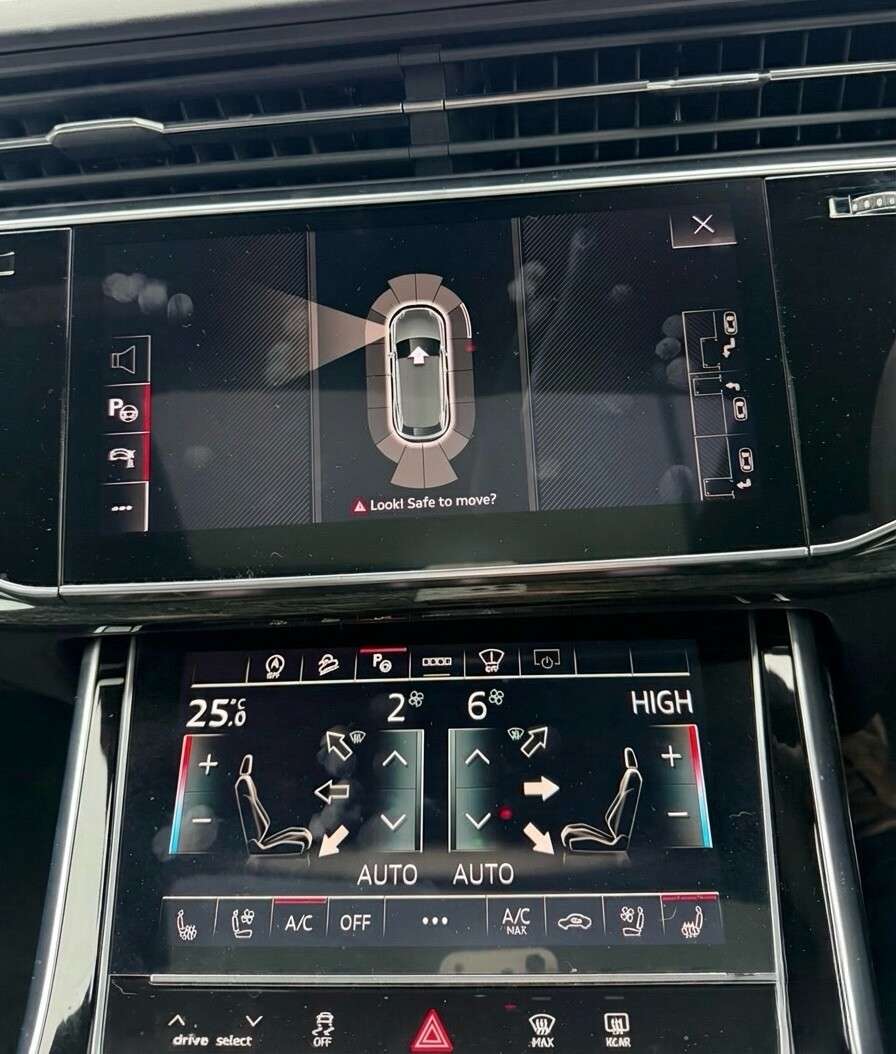 2020 AUDI RSQ8 2020 AUDI RSQ8