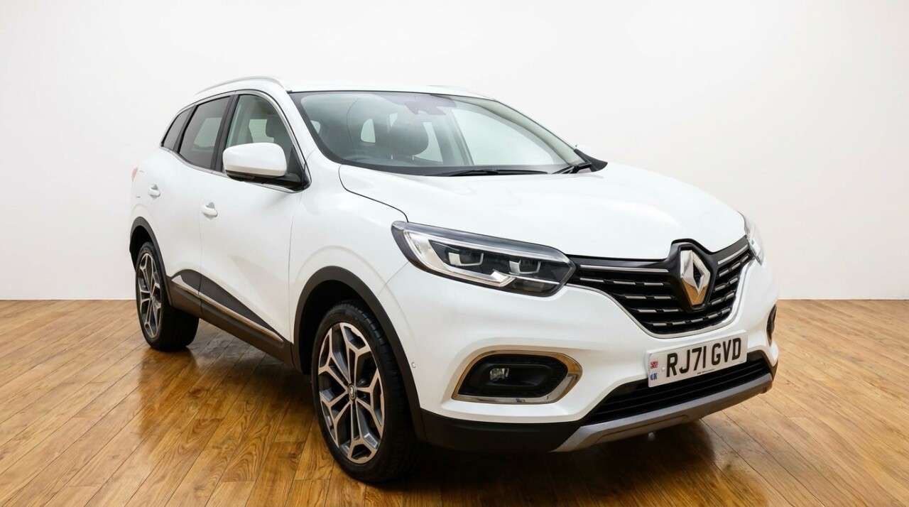 A 2022 RENAULT KADJAR 1.3 TCe GT Line SUV 5dr Petrol Manual Euro 6 (s/s) (140 ps) 2 Keys A 2022 RENAULT KADJAR 1.3 TCe GT Line SUV 5dr Petrol Manual Euro 6 (s/s) (140 ps) 2 Keys