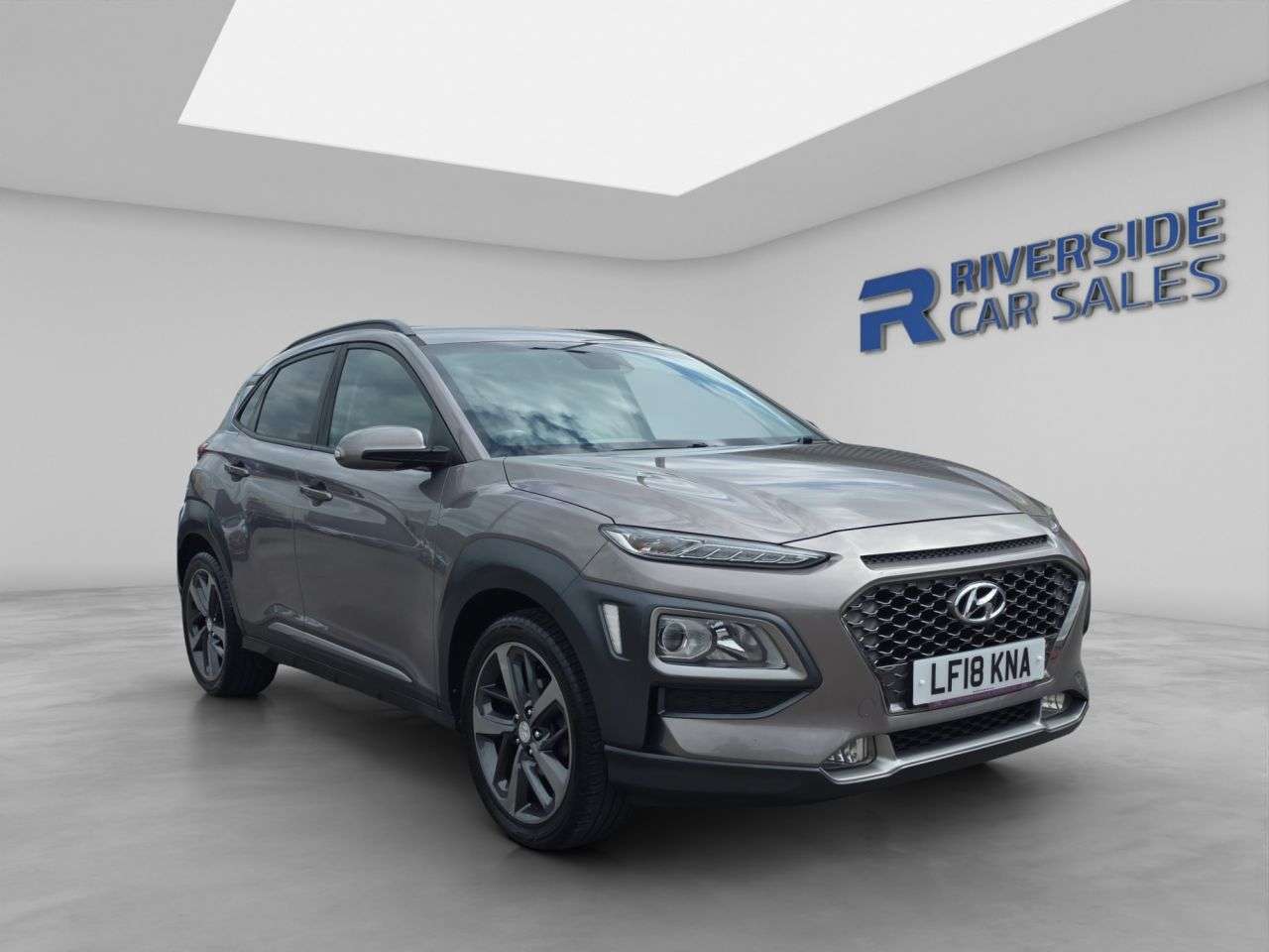 A 2018 HYUNDAI KONA 1.0 T-GDi Blue Drive Premium SUV 5dr Petrol Manual Euro 6 (s/s) (120 ps) A 2018 HYUNDAI KONA 1.0 T-GDi Blue Drive Premium SUV 5dr Petrol Manual Euro 6 (s/s) (120 ps)