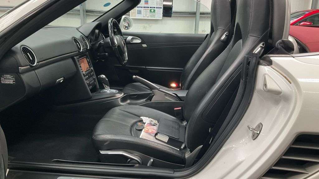 2011 PORSCHE BOXSTER 2011 PORSCHE BOXSTER