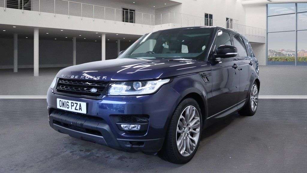 A 2016 LAND ROVER RANGE ROVER SPORT 3.0 SD V6 HSE Dynamic SUV 5dr Diesel Auto 4WD Euro 6 (s/s) (306 ps) Pan Roo A 2016 LAND ROVER RANGE ROVER SPORT 3.0 SD V6 HSE Dynamic SUV 5dr Diesel Auto 4WD Euro 6 (s/s) (306 ps) Pan Roo