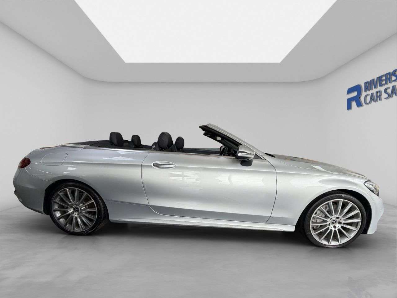 A 2017 MERCEDES-BENZ C-CLASS 2.0 C300 AMG Line (Premium Plus) Cabriolet 2dr Petrol G-Tronic+ Euro 6 (s/s A 2017 MERCEDES-BENZ C-CLASS 2.0 C300 AMG Line (Premium Plus) Cabriolet 2dr Petrol G-Tronic+ Euro 6 (s/s