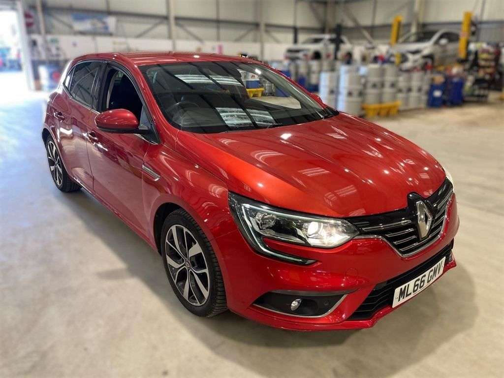 A 2016 RENAULT MEGANE 1.5 dCi Dynamique S Nav Hatchback 5dr Diesel Manual Euro 6 (s/s) (110 ps) A 2016 RENAULT MEGANE 1.5 dCi Dynamique S Nav Hatchback 5dr Diesel Manual Euro 6 (s/s) (110 ps)