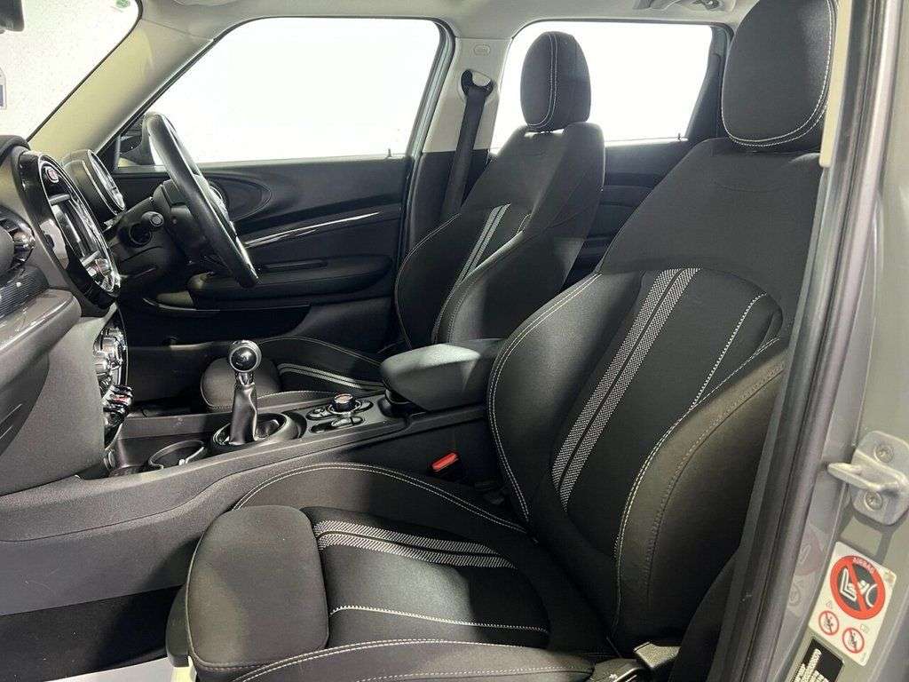 2017 MINI CLUBMAN 2017 MINI CLUBMAN