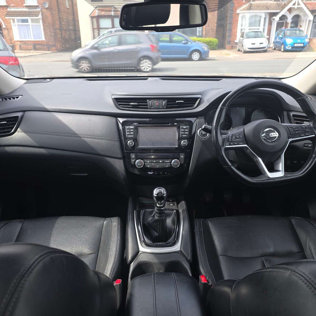 A 2018 NISSAN X-TRAIL 1.6 DIG-T Tekna SUV 5dr Petrol Manual Euro 6 (s/s) (163 ps) A 2018 NISSAN X-TRAIL 1.6 DIG-T Tekna SUV 5dr Petrol Manual Euro 6 (s/s) (163 ps)