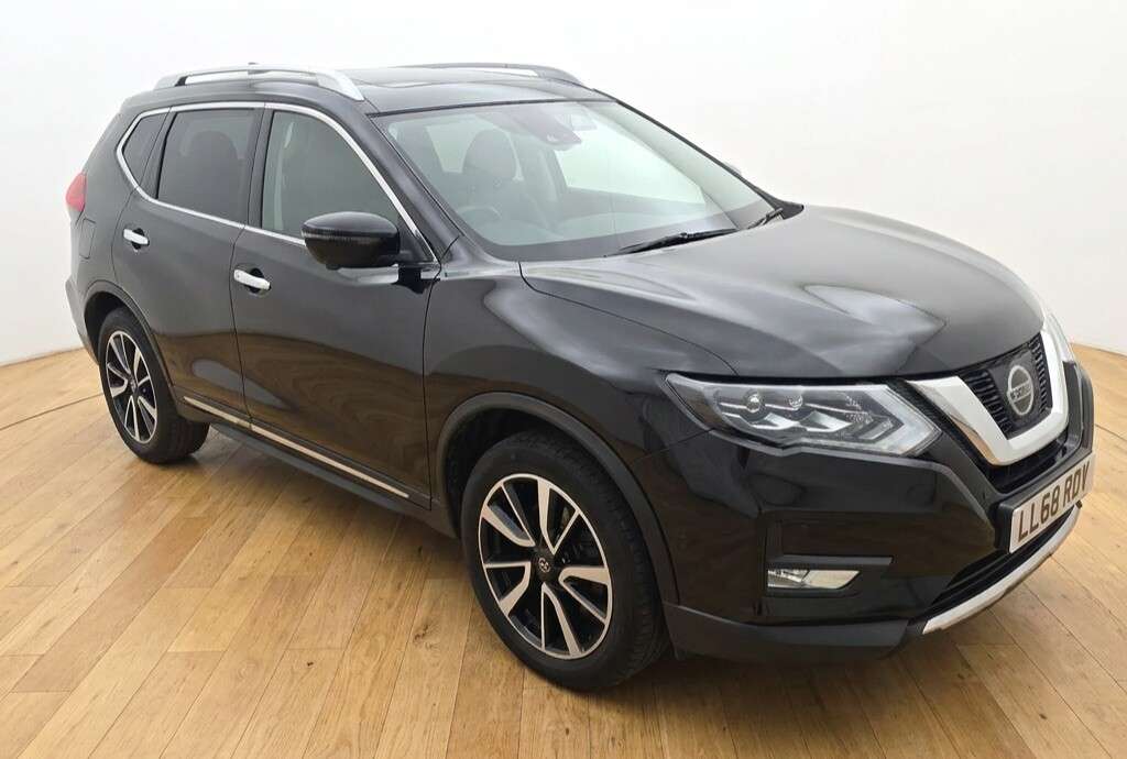 A 2018 NISSAN X-TRAIL 1.6 DIG-T Tekna SUV 5dr Petrol Manual Euro 6 (s/s) (163 ps) A 2018 NISSAN X-TRAIL 1.6 DIG-T Tekna SUV 5dr Petrol Manual Euro 6 (s/s) (163 ps)