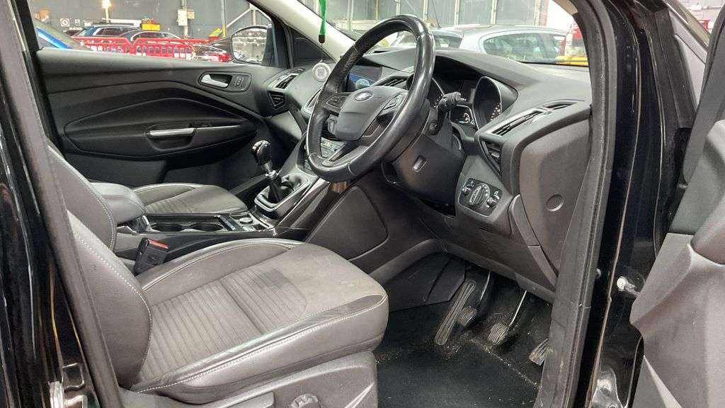 A 2018 FORD KUGA 1.5 TDCi Titanium SUV 5dr Diesel Manual Euro 6 (s/s) (120 ps) A 2018 FORD KUGA 1.5 TDCi Titanium SUV 5dr Diesel Manual Euro 6 (s/s) (120 ps)