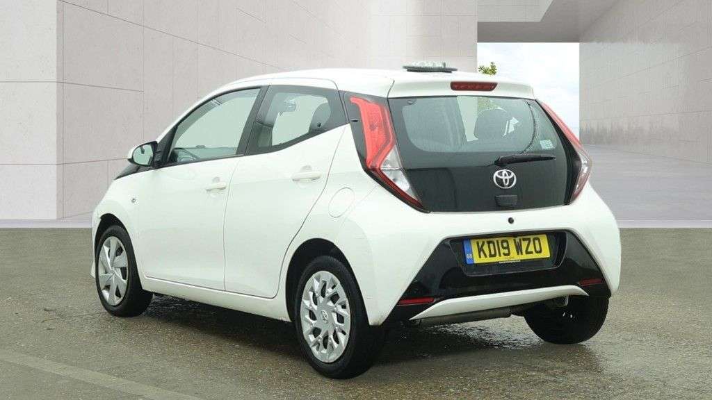 2019 TOYOTA AYGO 2019 TOYOTA AYGO