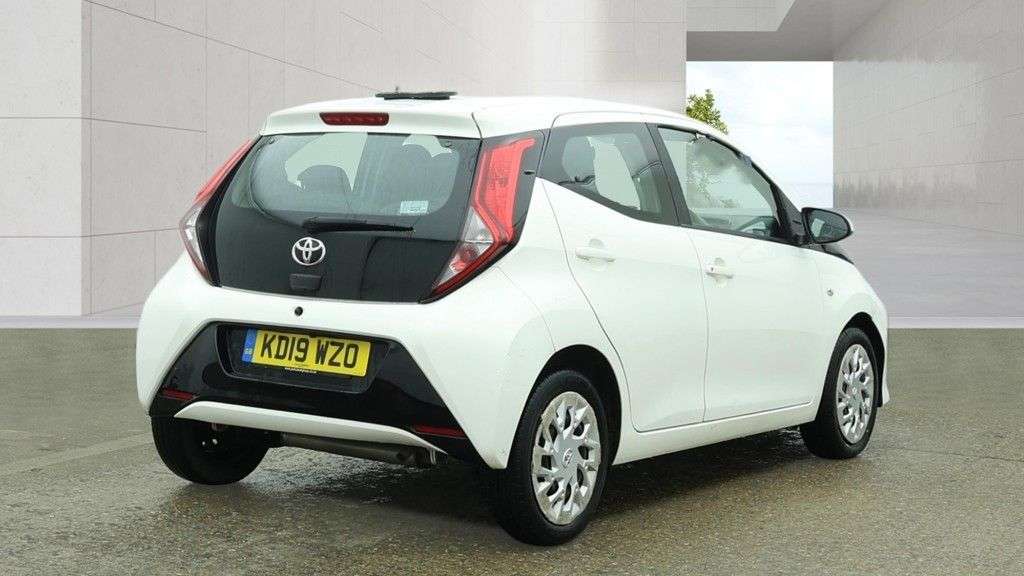 2019 TOYOTA AYGO 2019 TOYOTA AYGO