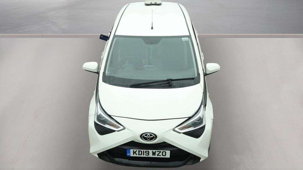 2019 TOYOTA AYGO 2019 TOYOTA AYGO