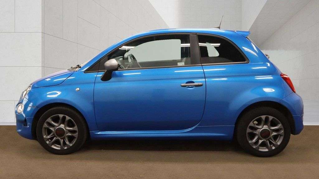 2019 FIAT 500 2019 FIAT 500
