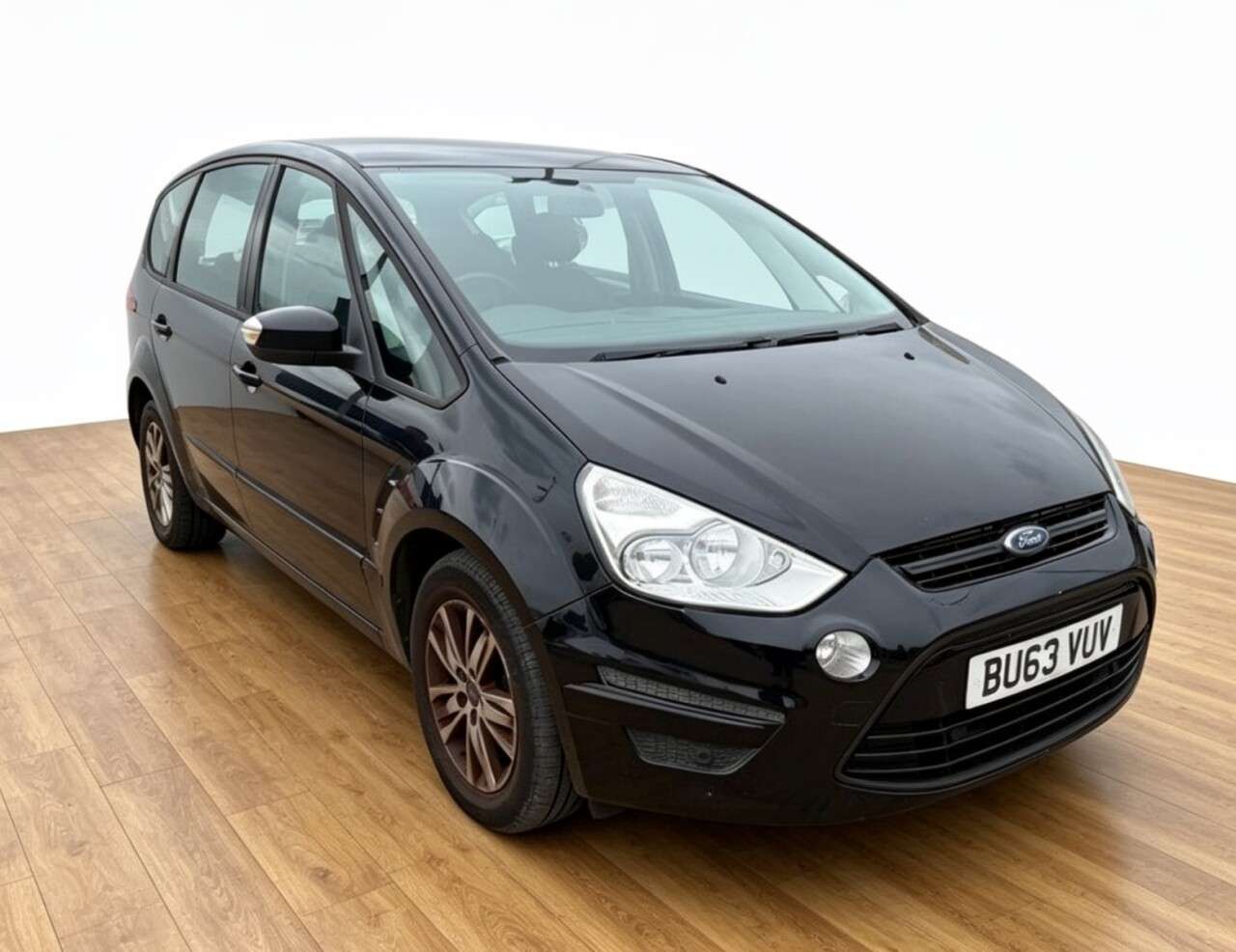 A 2013 FORD S-MAX 1.6 TDCi Zetec MPV 5dr Diesel Manual Euro 5 (s/s) (115 ps) A 2013 FORD S-MAX 1.6 TDCi Zetec MPV 5dr Diesel Manual Euro 5 (s/s) (115 ps)