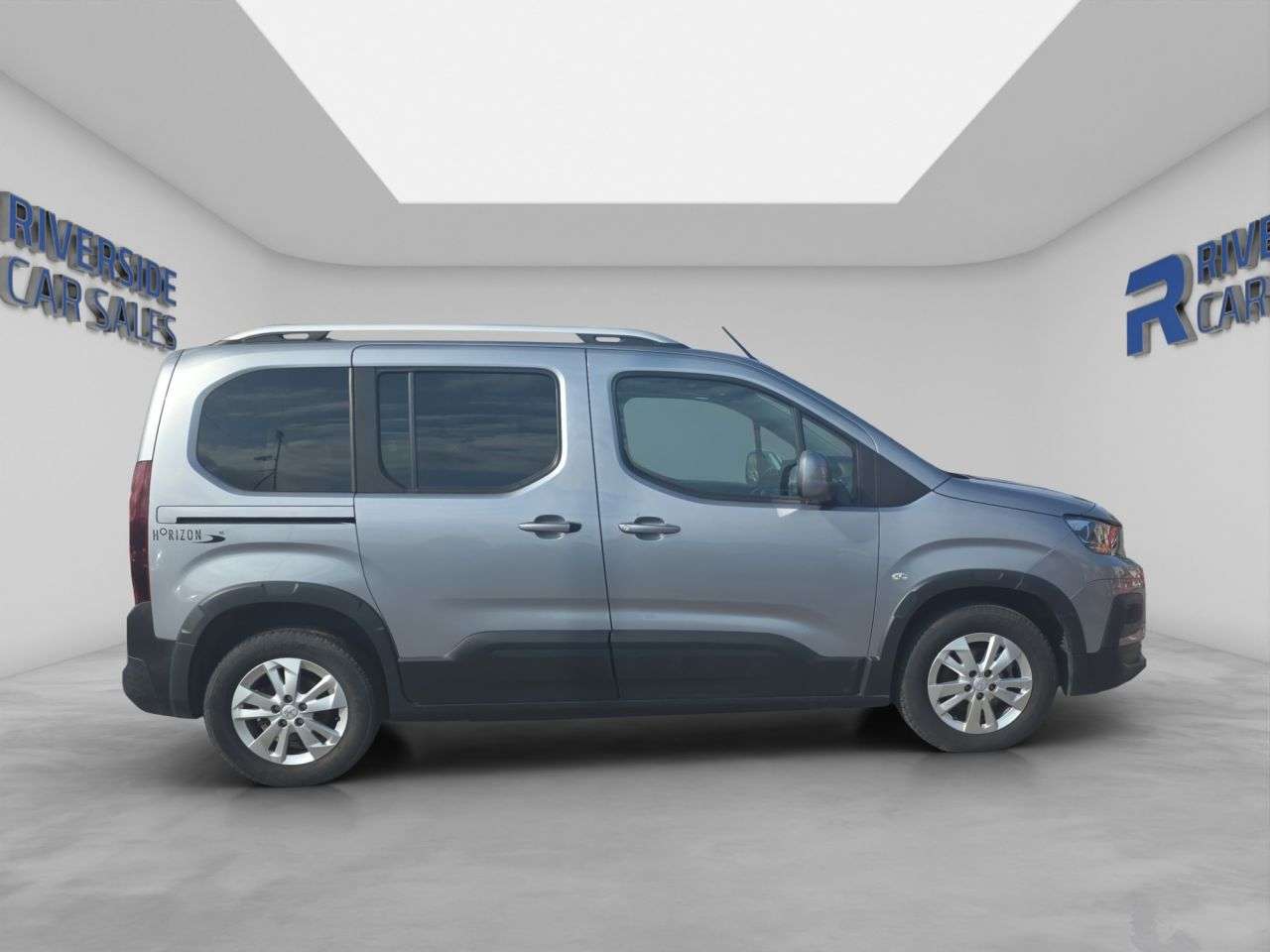 A 2019 PEUGEOT RIFTER **WAV** 1.5 BlueHDi Allure Standard MPV 5dr Diesel Manual Euro 6 (100 ps) F A 2019 PEUGEOT RIFTER **WAV** 1.5 BlueHDi Allure Standard MPV 5dr Diesel Manual Euro 6 (100 ps) F