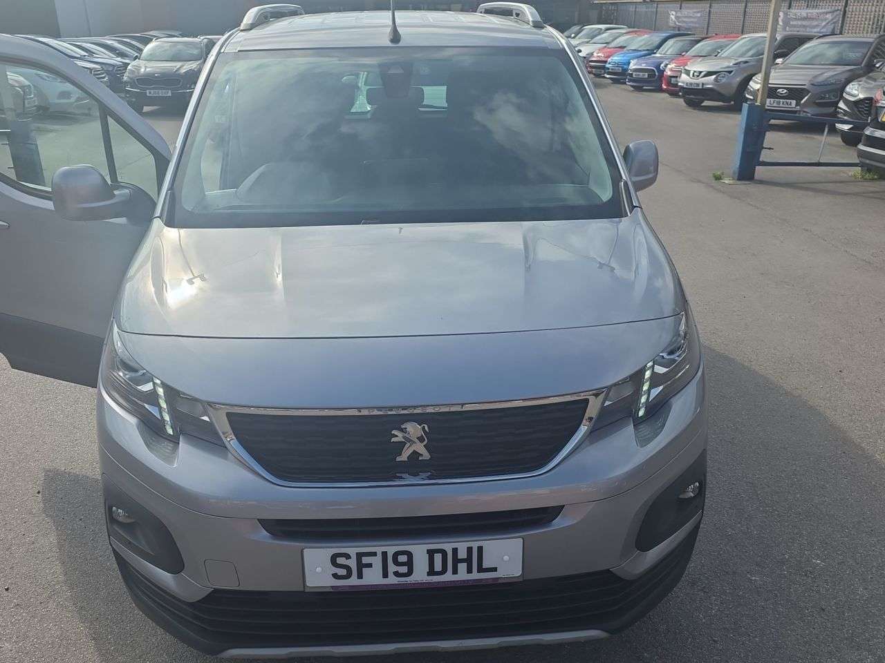 2019 PEUGEOT RIFTER 2019 PEUGEOT RIFTER