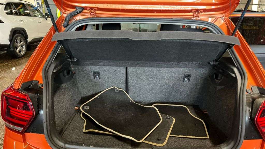 2018 VOLKSWAGEN POLO 2018 VOLKSWAGEN POLO