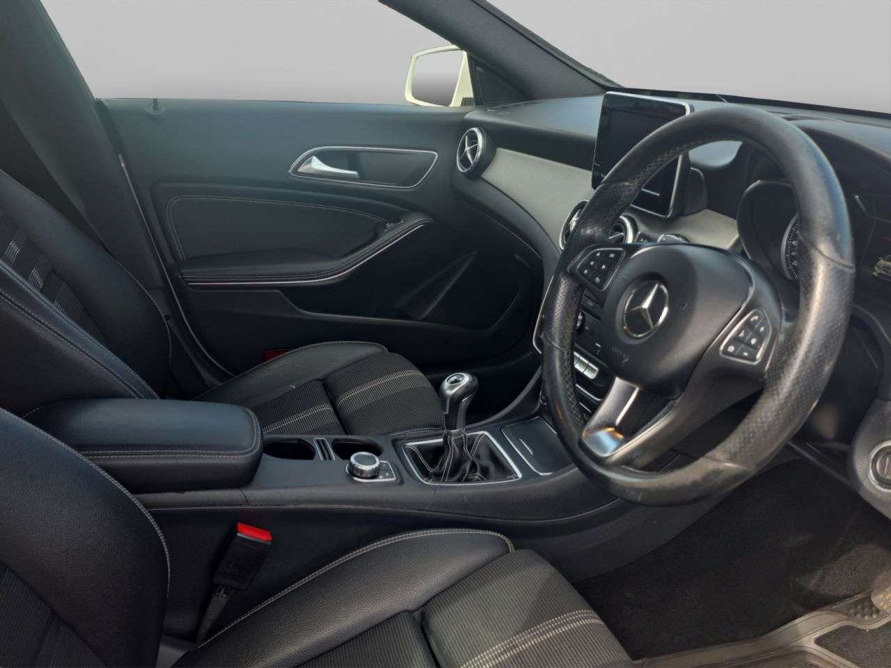 A 2017 MERCEDES-BENZ CLA 1.6 CLA180 Sport Coupe 4dr Petrol Manual Euro 6 (s/s) (122 ps) A 2017 MERCEDES-BENZ CLA 1.6 CLA180 Sport Coupe 4dr Petrol Manual Euro 6 (s/s) (122 ps)