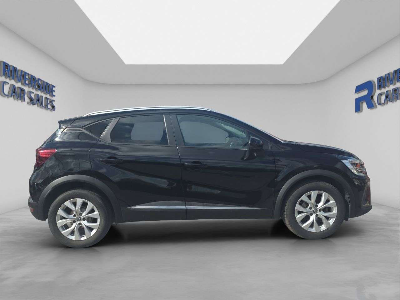 A 2020 RENAULT CAPTUR 1.3 TCe Iconic SUV 5dr Petrol EDC Euro 6 (s/s) (130 ps) FINANCE FROM 8.9% A A 2020 RENAULT CAPTUR 1.3 TCe Iconic SUV 5dr Petrol EDC Euro 6 (s/s) (130 ps) FINANCE FROM 8.9% A