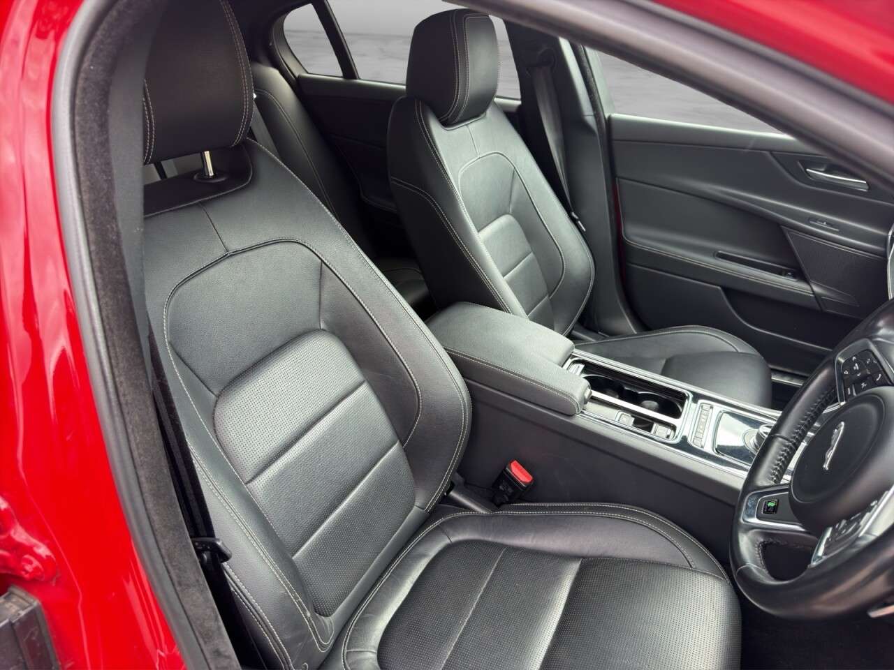 2018 JAGUAR XE 2018 JAGUAR XE