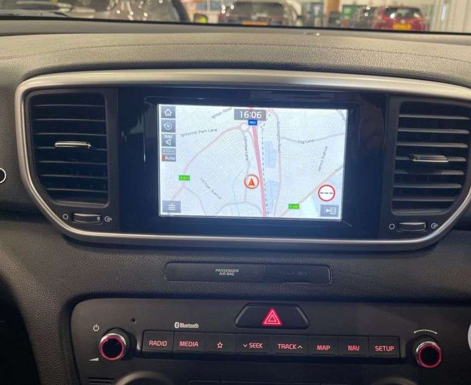 A 2018 KIA SPORTAGE 1.6 T-GDi 2 SUV 5dr Petrol Manual AWD Euro 6 (s/s) (174 bhp) A 2018 KIA SPORTAGE 1.6 T-GDi 2 SUV 5dr Petrol Manual AWD Euro 6 (s/s) (174 bhp)