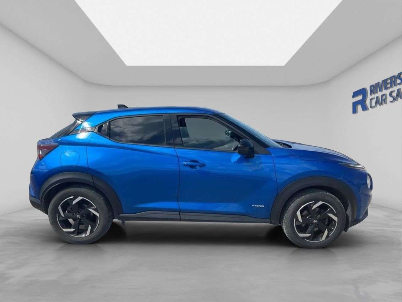 A 2022 NISSAN JUKE 1.6 N-Connecta SUV 5dr Petrol Hybrid Auto Euro 6 (143 ps) A 2022 NISSAN JUKE 1.6 N-Connecta SUV 5dr Petrol Hybrid Auto Euro 6 (143 ps)