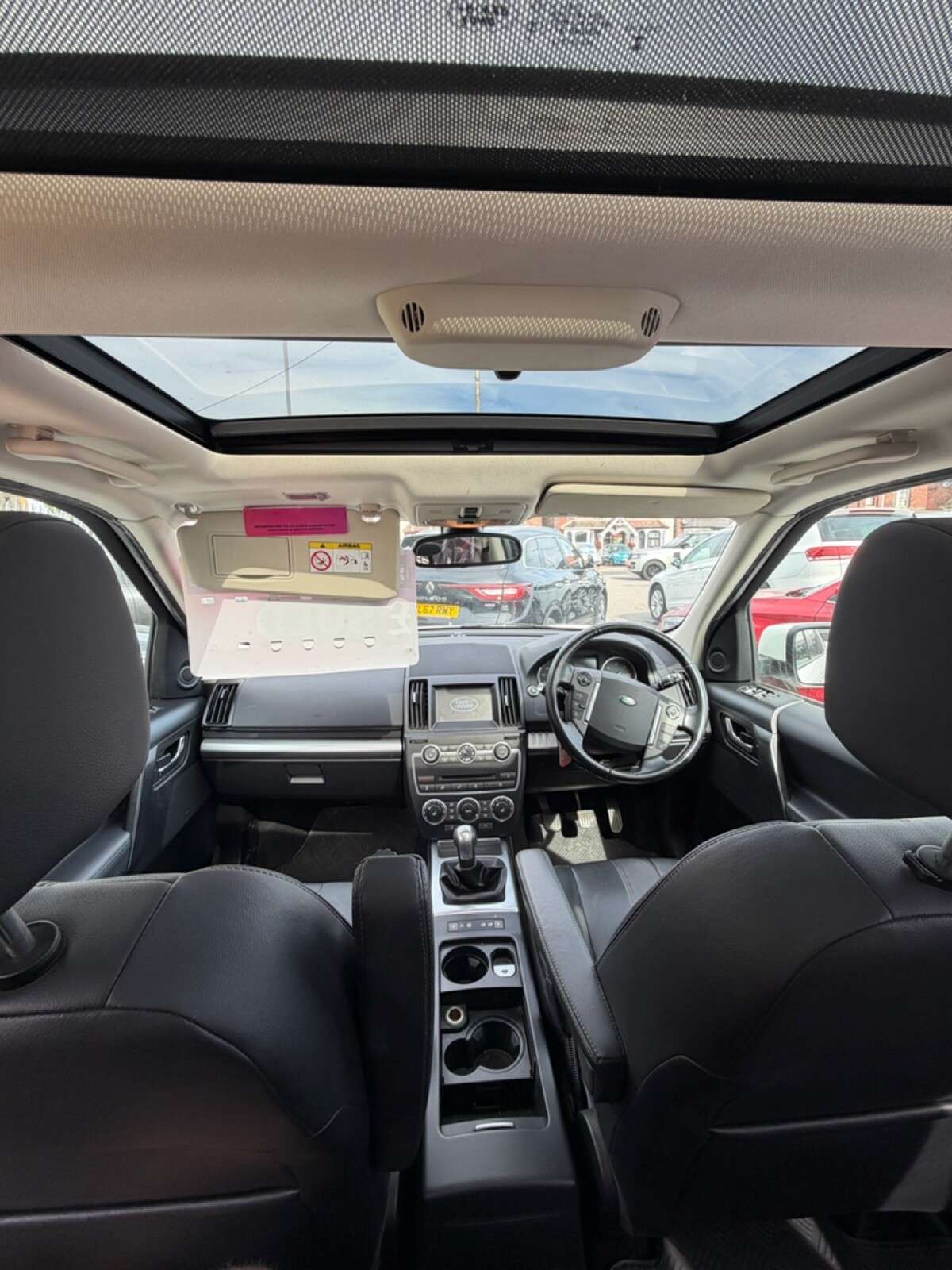 A 2014 LAND ROVER FREELANDER 2 2.2 TD4 XS SUV 5dr Diesel Manual 4WD Euro 5 (s/s) (150 ps) Cambelt @ 70k in A 2014 LAND ROVER FREELANDER 2 2.2 TD4 XS SUV 5dr Diesel Manual 4WD Euro 5 (s/s) (150 ps) Cambelt @ 70k in