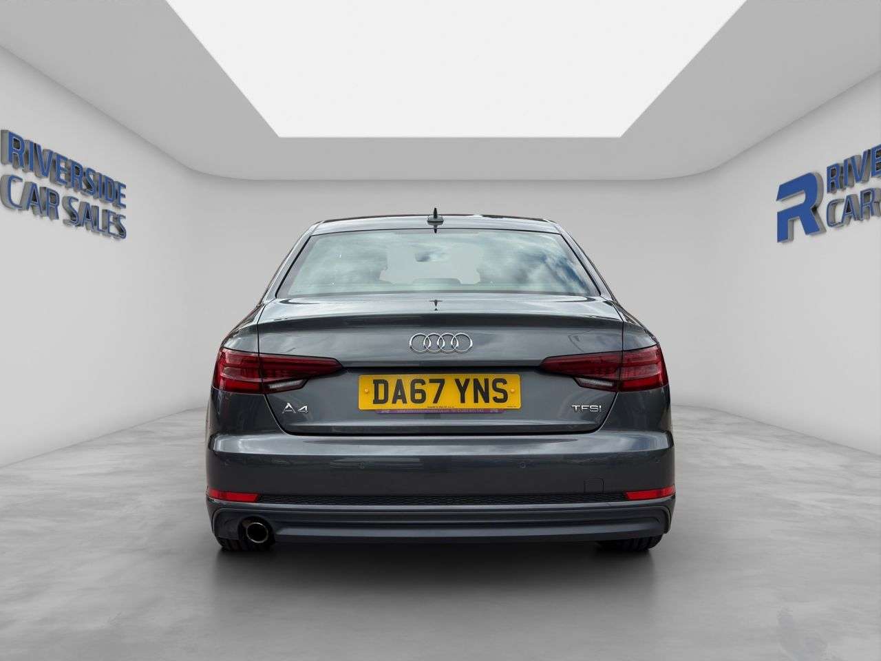2017 AUDI A4 2017 AUDI A4