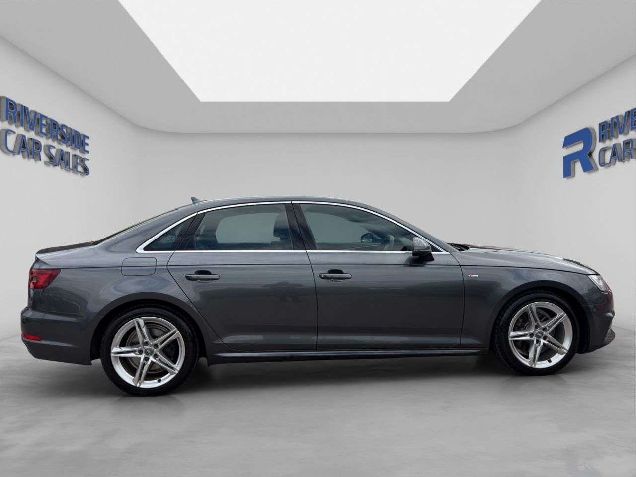 A 2017 AUDI A4 1.4 TFSI S line Saloon 4dr Petrol Manual Euro 6 (s/s) (150 ps) A 2017 AUDI A4 1.4 TFSI S line Saloon 4dr Petrol Manual Euro 6 (s/s) (150 ps)