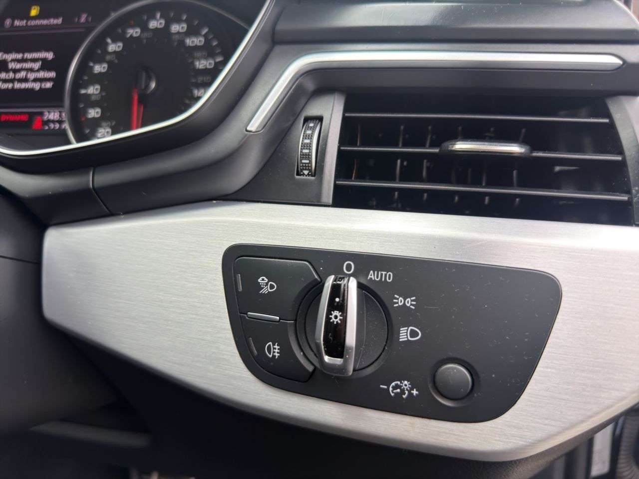 2017 AUDI A4 2017 AUDI A4