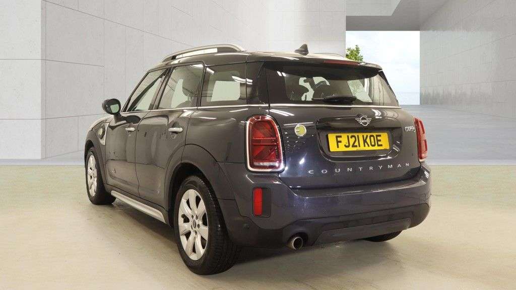 A 2021 MINI COUNTRYMAN 1.5 10kWh Cooper SE Classic SUV 5dr Petrol Plug-in Hybrid Auto ALL4 Euro 6 A 2021 MINI COUNTRYMAN 1.5 10kWh Cooper SE Classic SUV 5dr Petrol Plug-in Hybrid Auto ALL4 Euro 6