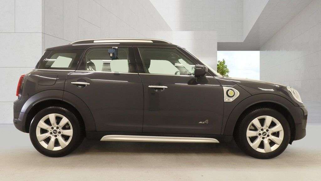 2021 MINI COUNTRYMAN 2021 MINI COUNTRYMAN