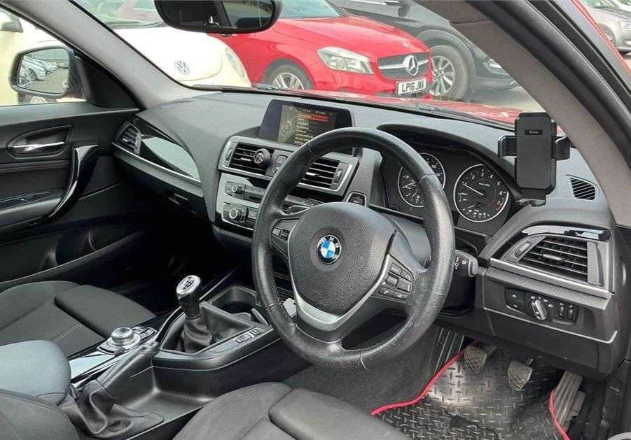 A 2016 BMW 2 SERIES 1.5 218i Sport Coupe 2dr Petrol Manual Euro 6 (s/s) (136 ps) A 2016 BMW 2 SERIES 1.5 218i Sport Coupe 2dr Petrol Manual Euro 6 (s/s) (136 ps)