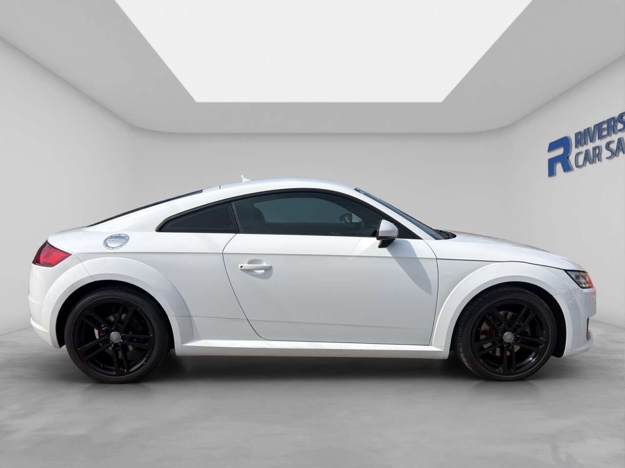 A 2016 AUDI TT 2.0 TDI ultra Sport Coupe 3dr Diesel Manual Euro 6 (s/s) (184 ps) A 2016 AUDI TT 2.0 TDI ultra Sport Coupe 3dr Diesel Manual Euro 6 (s/s) (184 ps)