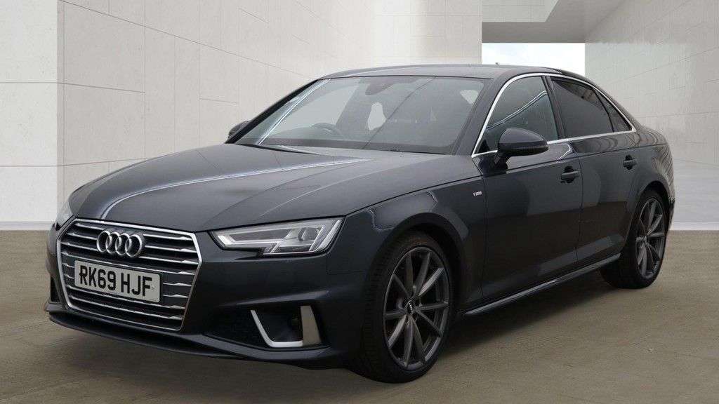 A 2019 AUDI A4 2.0 TFSI 35 S line Saloon 4dr Petrol Manual Euro 6 (s/s) (150 ps) A 2019 AUDI A4 2.0 TFSI 35 S line Saloon 4dr Petrol Manual Euro 6 (s/s) (150 ps)