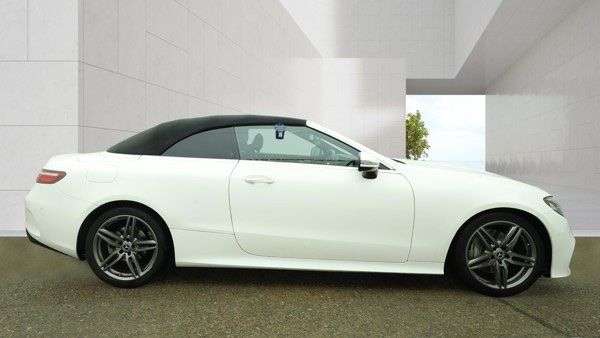 A 2018 MERCEDES-BENZ E CLASS 2.0 E220d AMG Line (Premium) Cabriolet 2dr Diesel G-Tronic+ Euro 6 (s/s) (1 A 2018 MERCEDES-BENZ E CLASS 2.0 E220d AMG Line (Premium) Cabriolet 2dr Diesel G-Tronic+ Euro 6 (s/s) (1