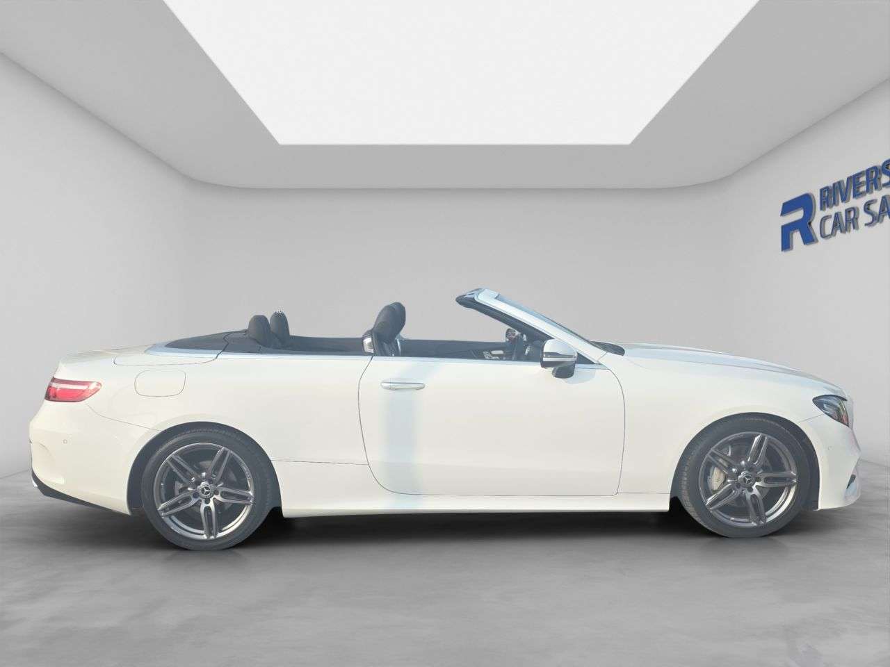 A 2018 MERCEDES-BENZ E CLASS 2.0 E220d AMG Line (Premium) Cabriolet 2dr Diesel G-Tronic+ Euro 6 (s/s) (1 A 2018 MERCEDES-BENZ E CLASS 2.0 E220d AMG Line (Premium) Cabriolet 2dr Diesel G-Tronic+ Euro 6 (s/s) (1