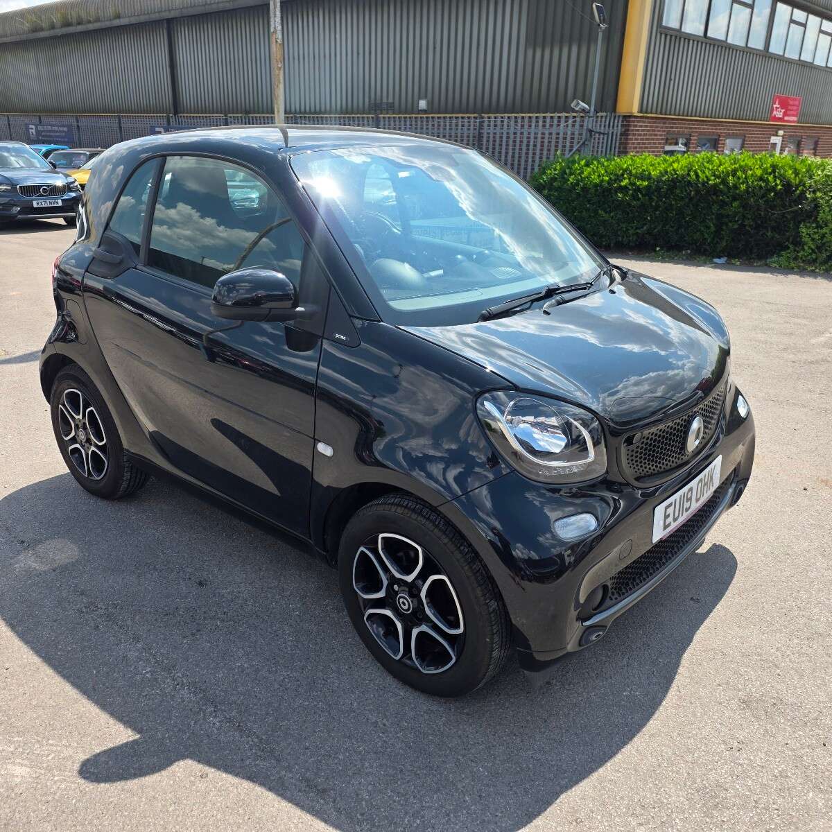 A 2019 SMART FORTWO COUPE PRIME PREMIUM T A 2019 SMART FORTWO COUPE PRIME PREMIUM T