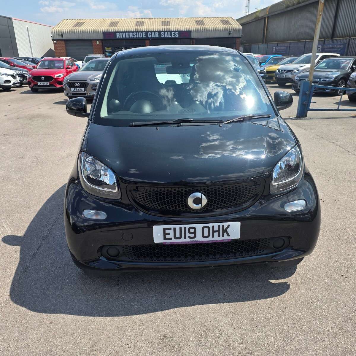 A 2019 SMART FORTWO COUPE PRIME PREMIUM T A 2019 SMART FORTWO COUPE PRIME PREMIUM T