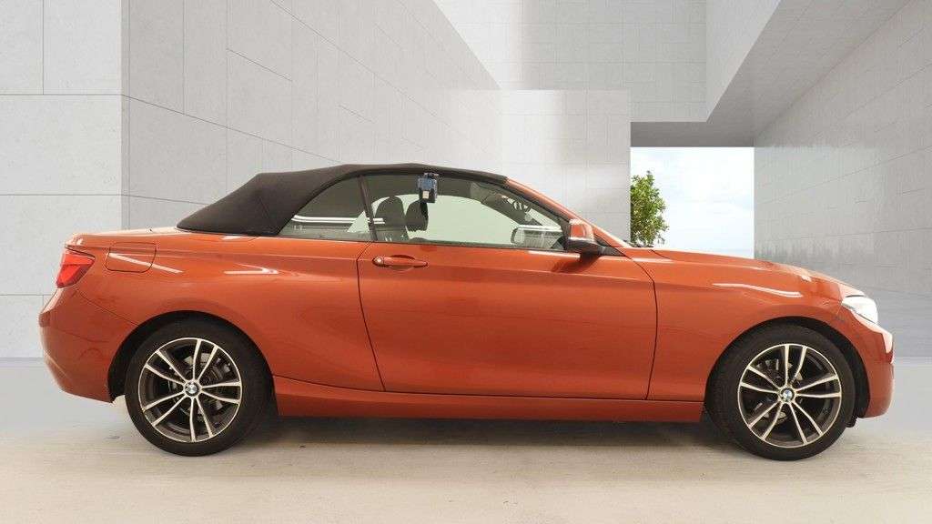 A 2019 BMW 2 SERIES 1.5 218i GPF Sport Convertible 2dr Petrol Manual Euro 6 (s/s) (136 ps) Fina A 2019 BMW 2 SERIES 1.5 218i GPF Sport Convertible 2dr Petrol Manual Euro 6 (s/s) (136 ps) Fina