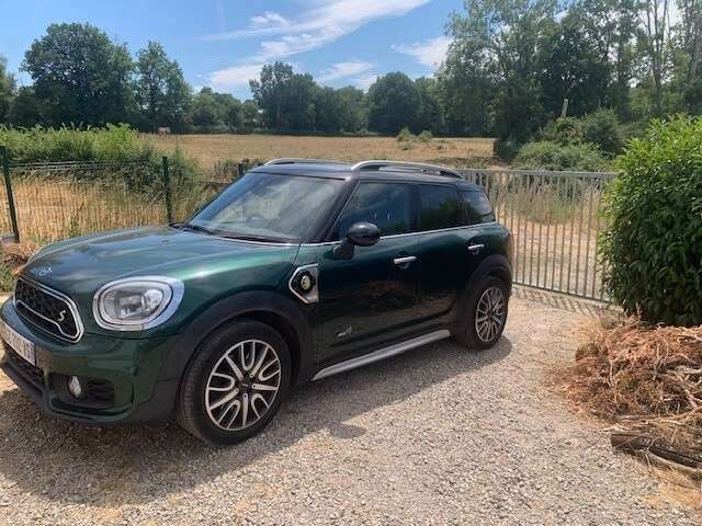 A 2018 MINI COUNTRYMAN 1.5 7.6kWh Cooper SE SUV 5dr Petrol Plug-in Hybrid Auto ALL4 Euro 6 (s/s) ( A 2018 MINI COUNTRYMAN 1.5 7.6kWh Cooper SE SUV 5dr Petrol Plug-in Hybrid Auto ALL4 Euro 6 (s/s) (