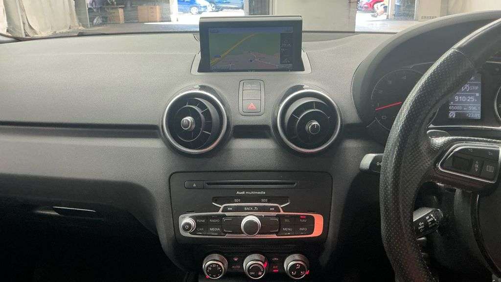 2014 AUDI A1 2014 AUDI A1