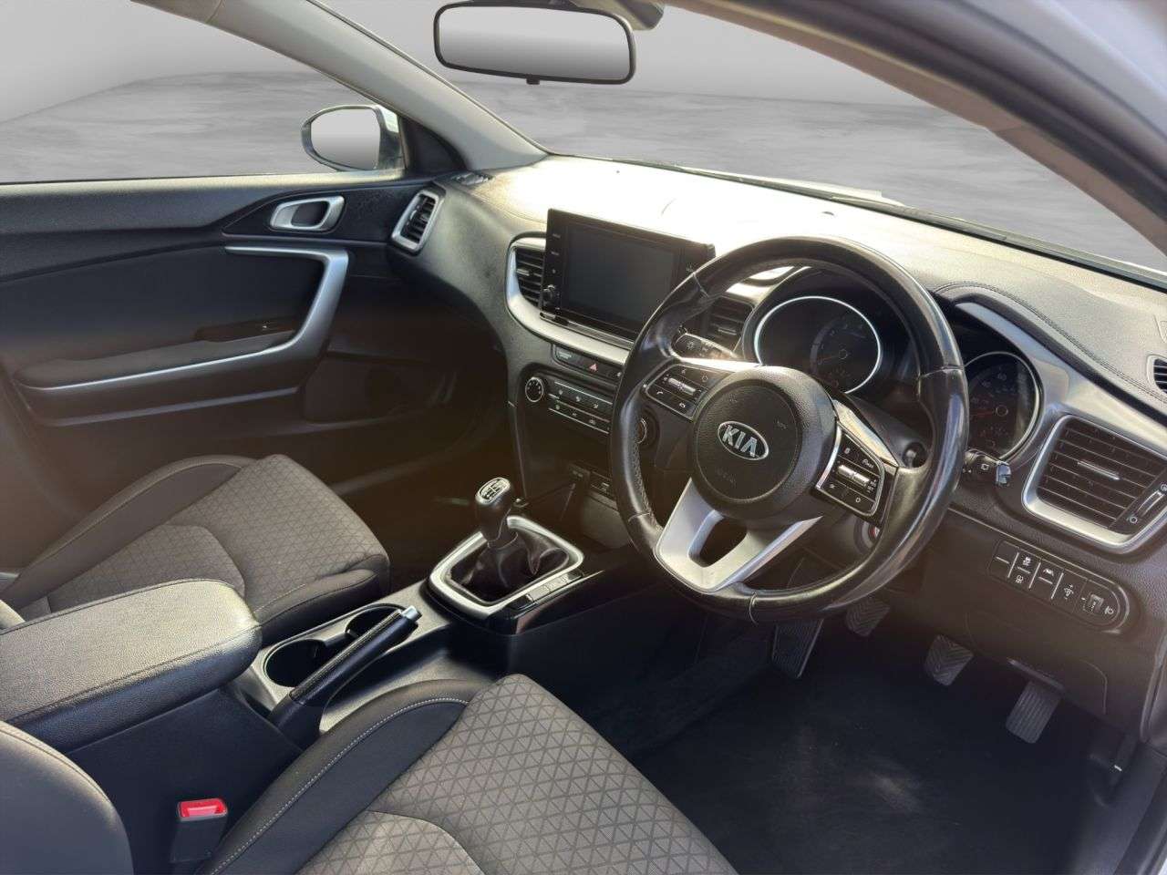 A 2021 KIA CEED 1.0 T-GDi ECO 2 Hatchback 5dr Petrol Manual Euro 6 (s/s) (118 bhp) FINANCE A 2021 KIA CEED 1.0 T-GDi ECO 2 Hatchback 5dr Petrol Manual Euro 6 (s/s) (118 bhp) FINANCE