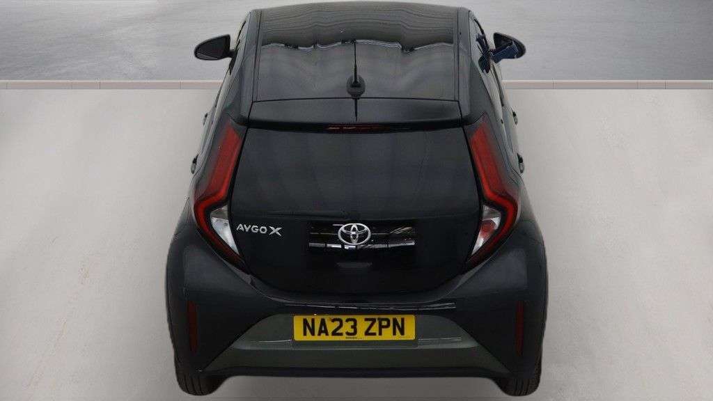 2023 TOYOTA AYGO X 2023 TOYOTA AYGO X