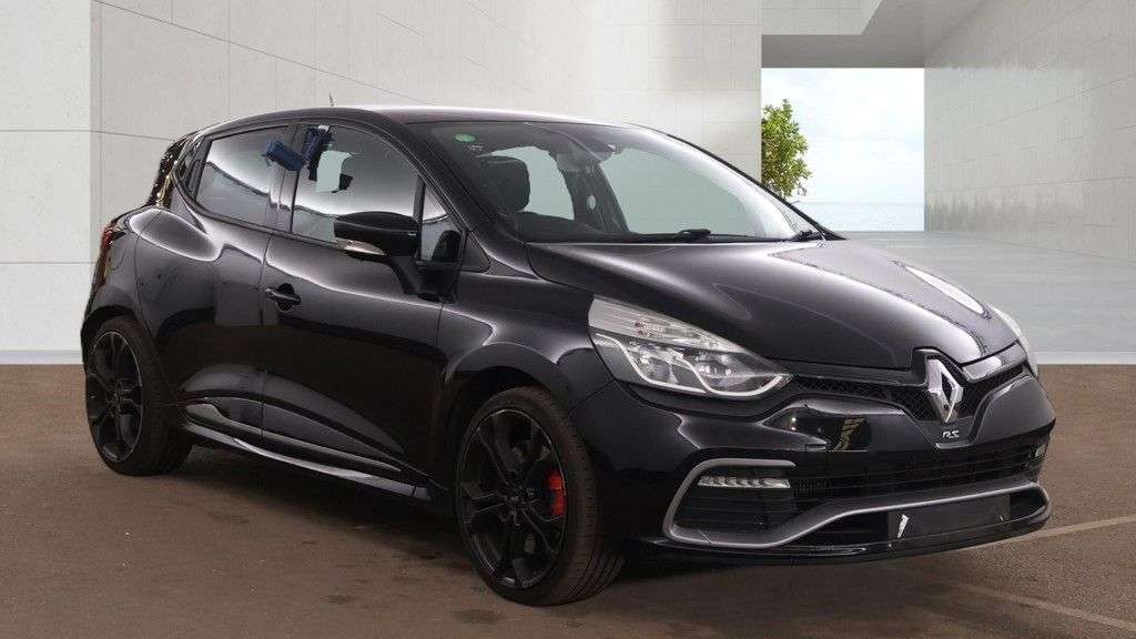 A 2016 RENAULT CLIO 1.6 TCe Renaultsport Nav Lux Hatchback 5dr Petrol Auto Euro 6 (200 ps) Fina A 2016 RENAULT CLIO 1.6 TCe Renaultsport Nav Lux Hatchback 5dr Petrol Auto Euro 6 (200 ps) Fina