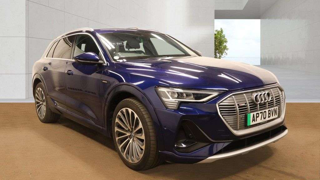 A 2020 AUDI E-TRON 50 S line SUV 5dr Electric Auto quattro 71.2kWh (313 ps) Finance From 8.9% A 2020 AUDI E-TRON 50 S line SUV 5dr Electric Auto quattro 71.2kWh (313 ps) Finance From 8.9%